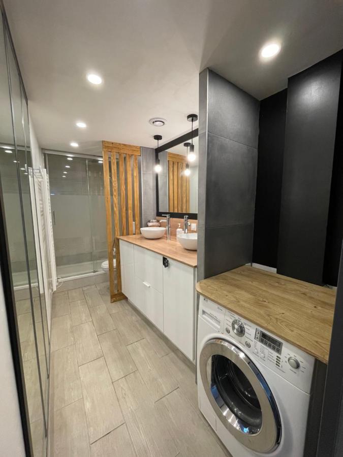 Petit Bois Moderne Apartment